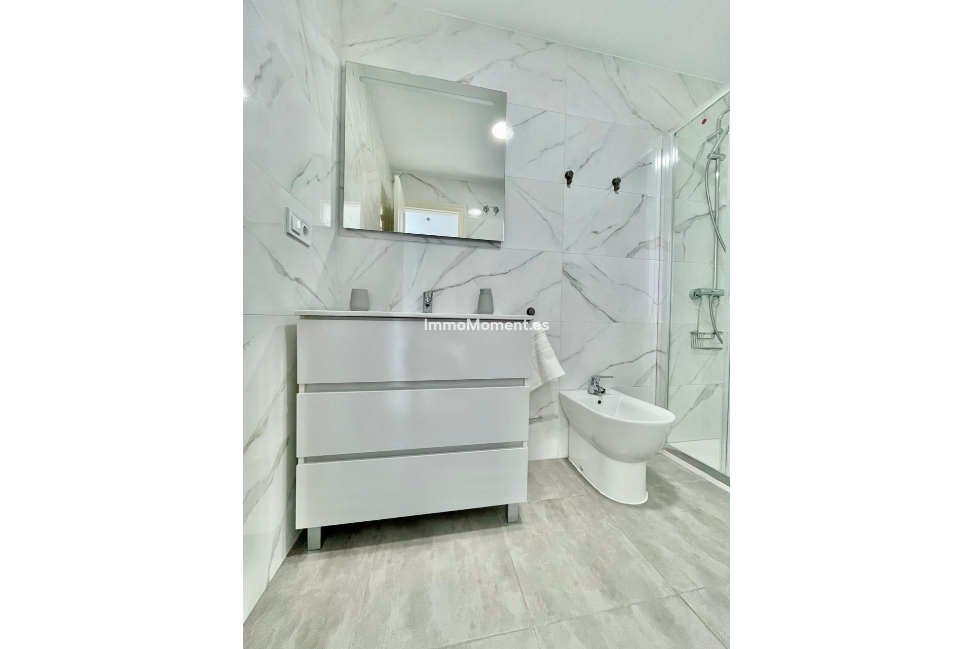 Reventa - Apartamento - Fuengirola - Los Pacos