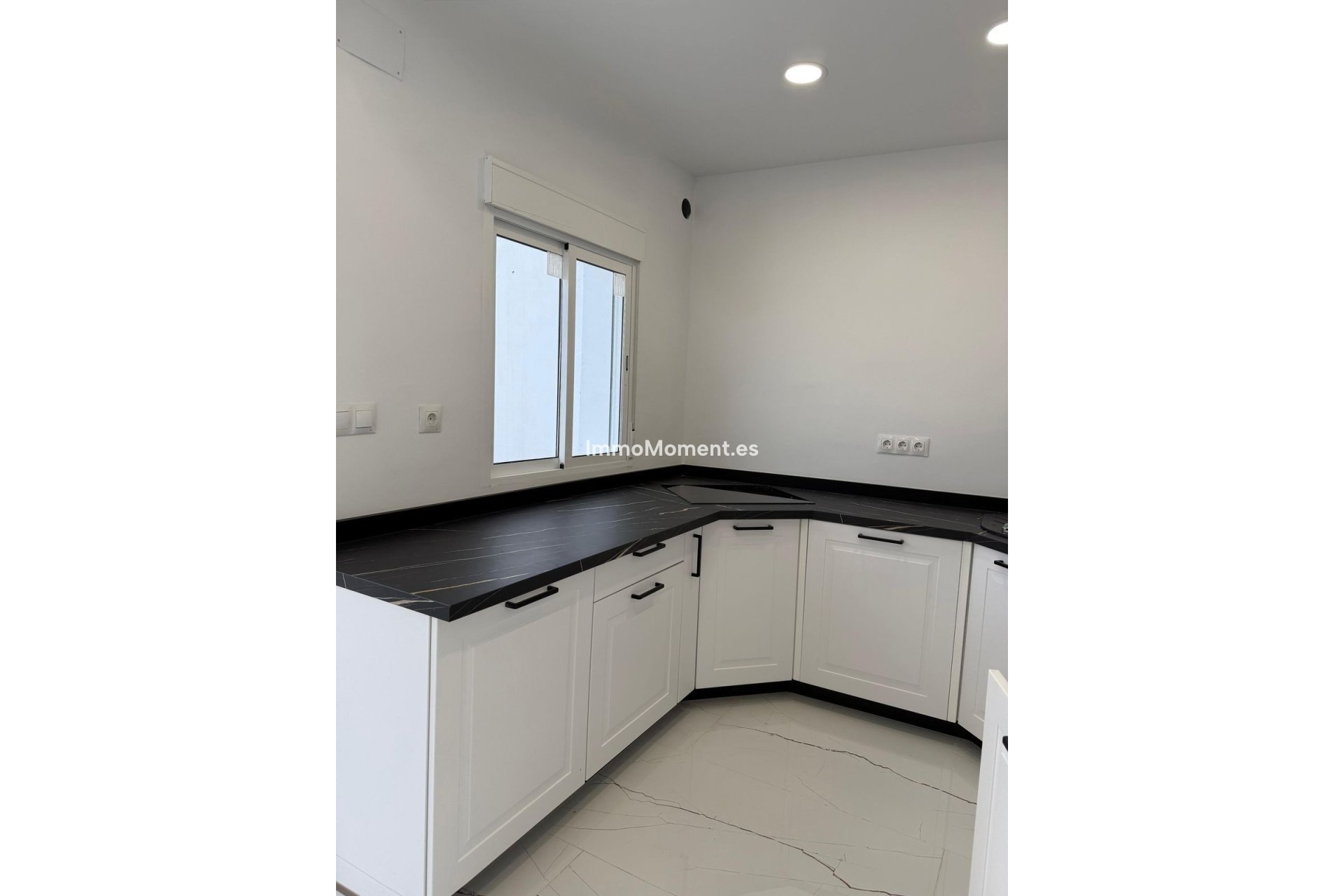 Reventa - Apartamento - Interior  - Alhaurín el Grande Centro