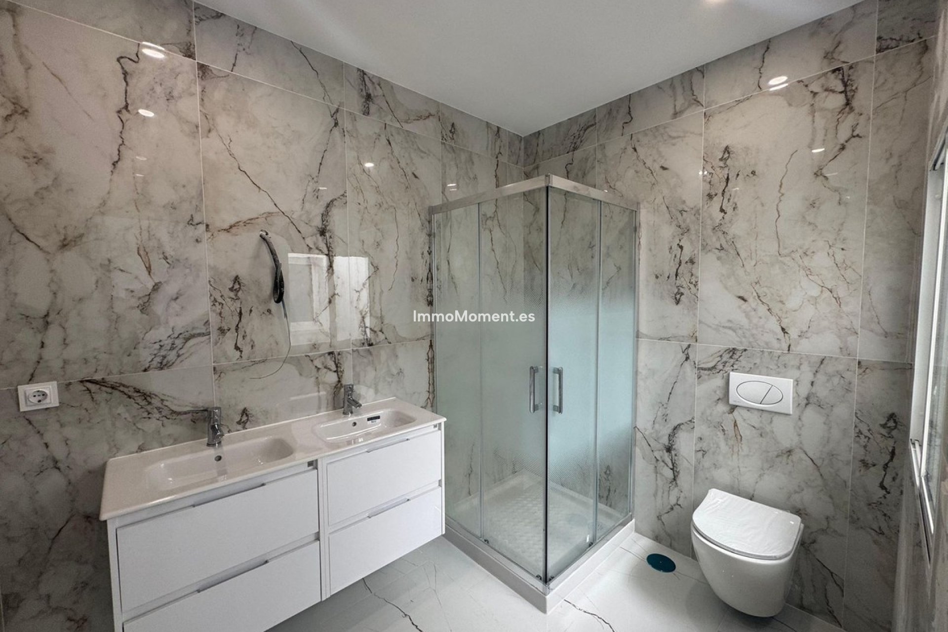 Reventa - Apartamento - Interior  - Alhaurín el Grande Centro