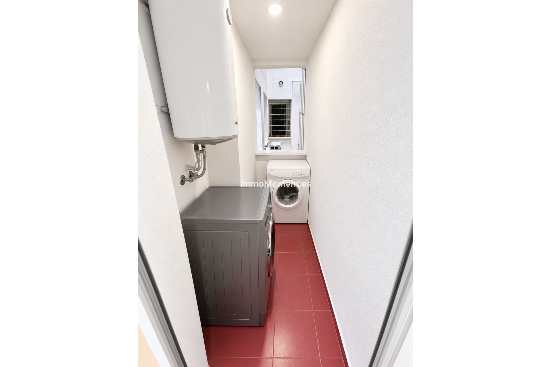Reventa - Apartamento - Interior  - Guaro