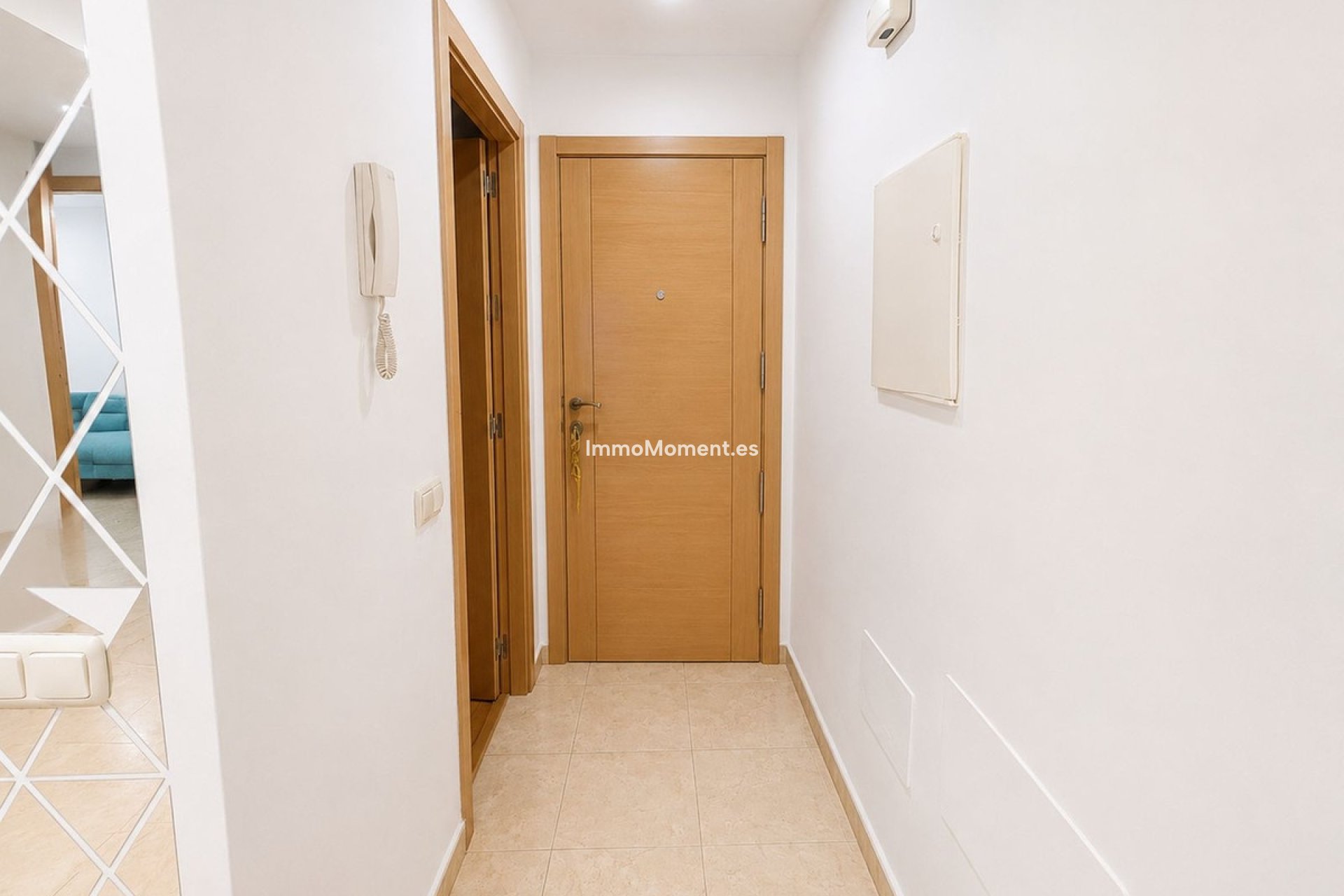 Reventa - Apartamento - Interior  - Guaro