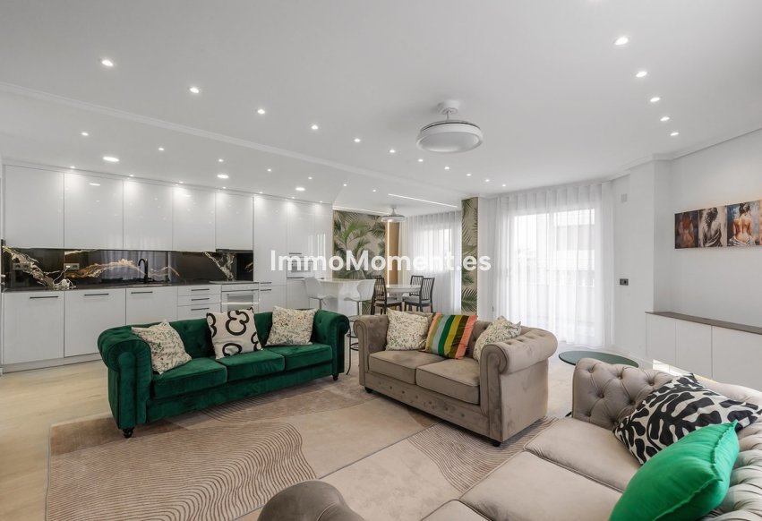 Reventa - Apartamento - Los Montesinos - Los Montesinos Centro