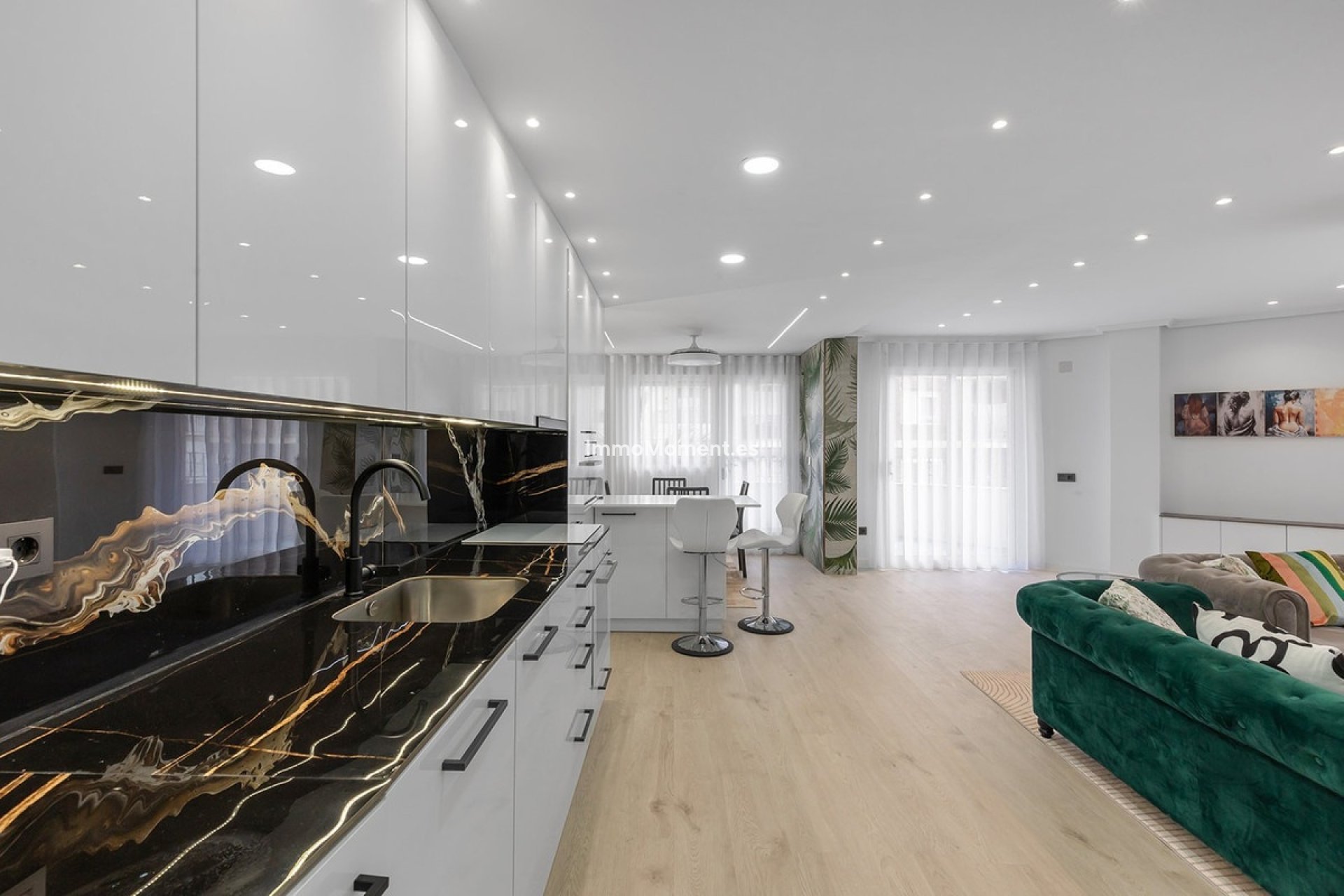 Reventa - Apartamento - Los Montesinos - Los Montesinos Centro