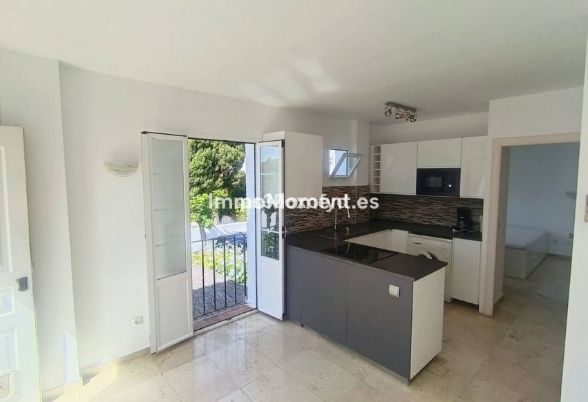Reventa - Apartamento - Málaga - Dos Hermanas