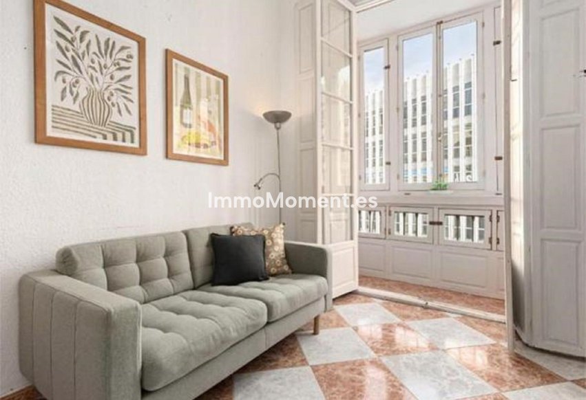 Reventa - Apartamento - Málaga - Málaga Centro