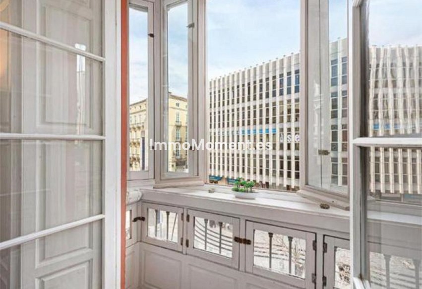 Reventa - Apartamento - Málaga - Málaga Centro