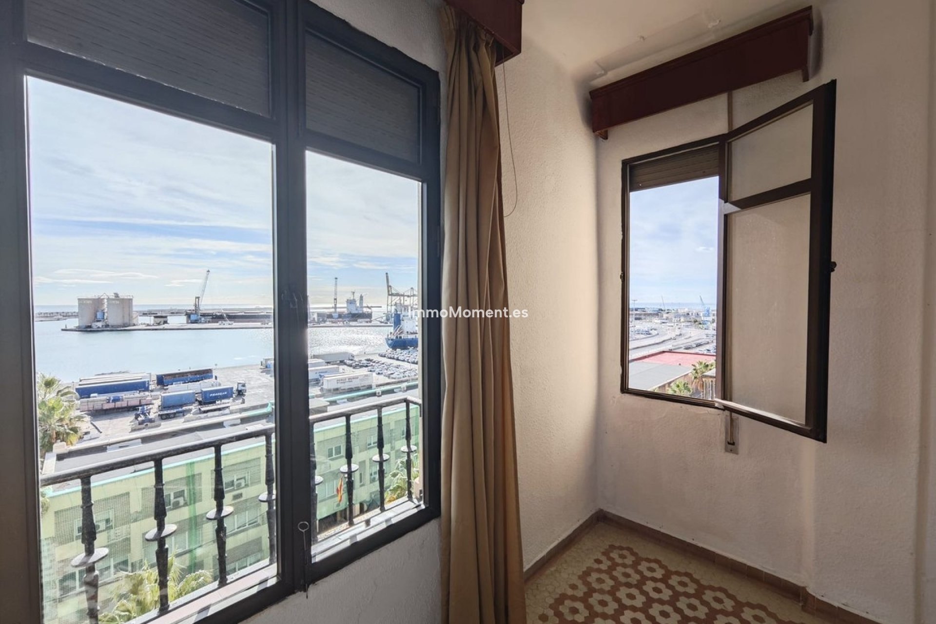 Reventa - Apartamento - Málaga - Málaga Centro