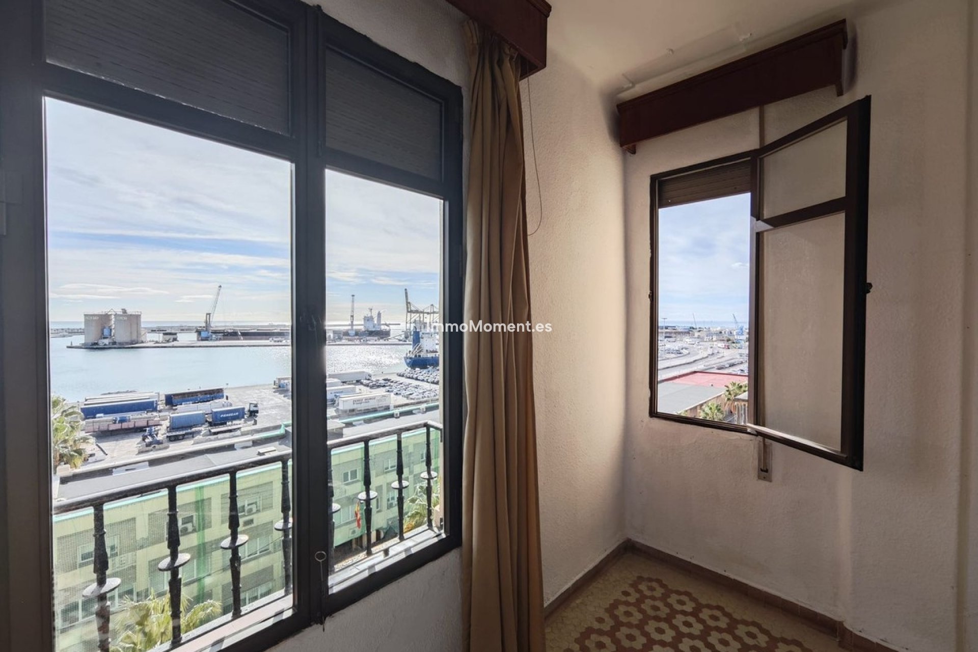 Reventa - Apartamento - Málaga - Málaga Centro