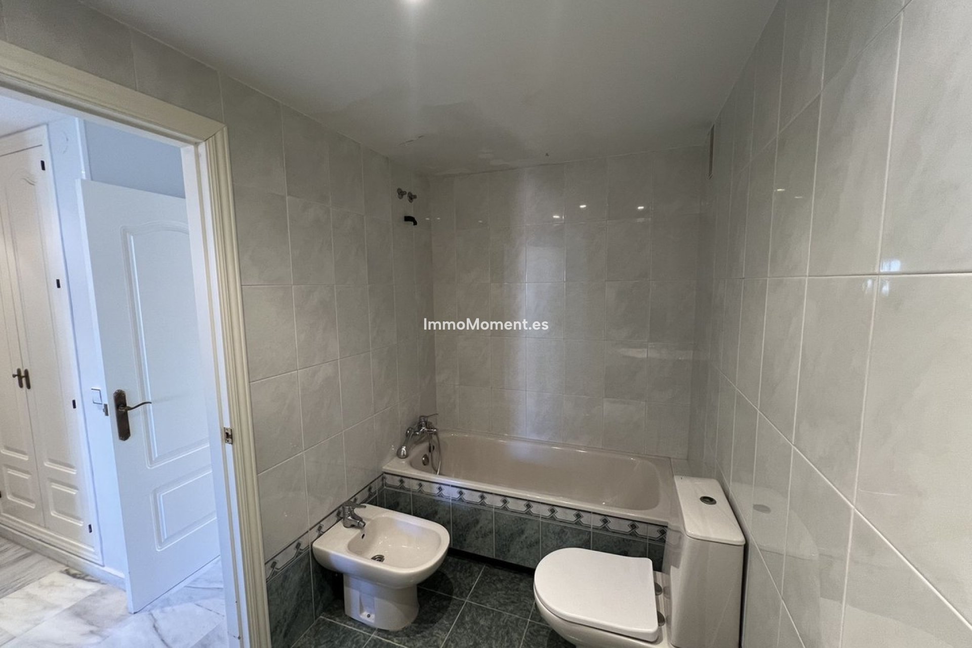 Reventa - Apartamento - Málaga - Parque Clavero