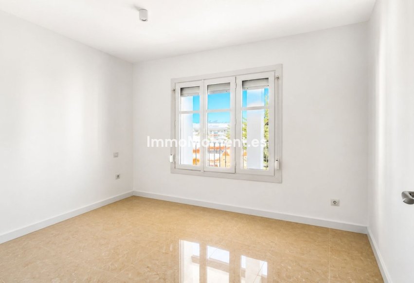 Reventa - Apartamento - Manilva - San Luis de Sabinillas