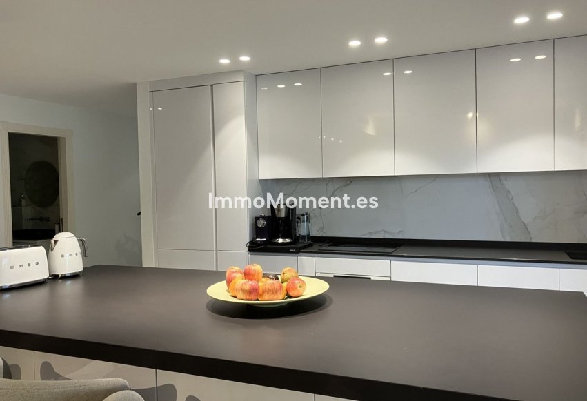 Reventa - Apartamento - Marbella - Aloha