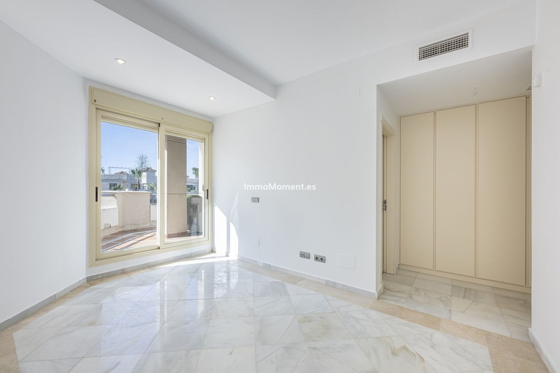 Reventa - Apartamento - Marbella - Aloha