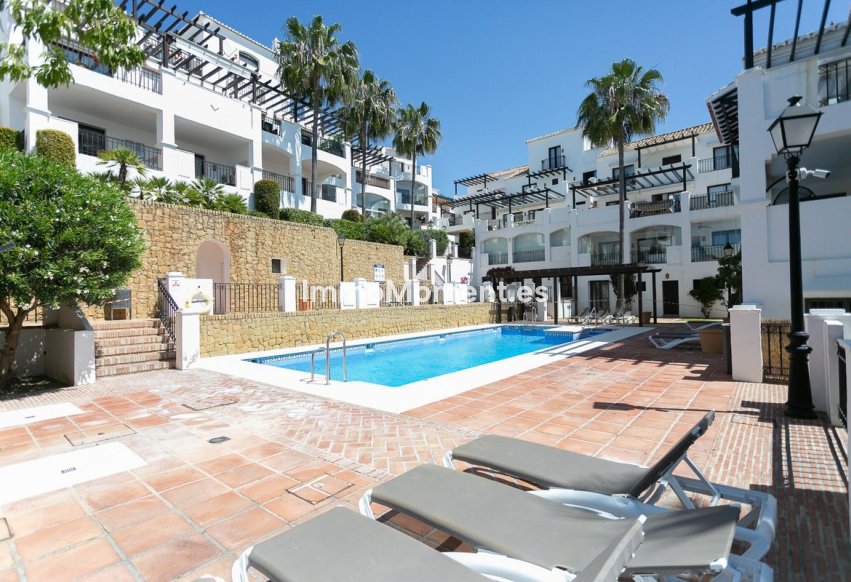 Reventa - Apartamento - Marbella - Altos de los Monteros