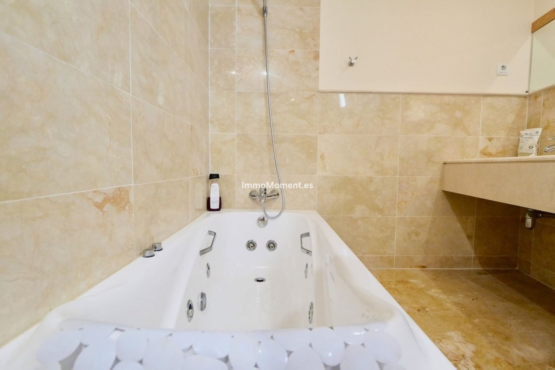 Reventa - Apartamento - Marbella - Altos de los Monteros