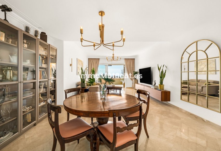Reventa - Apartamento - Marbella - Elviria
