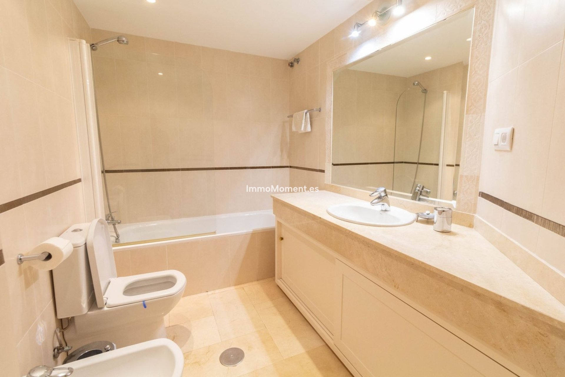 Reventa - Apartamento - Marbella - Elviria