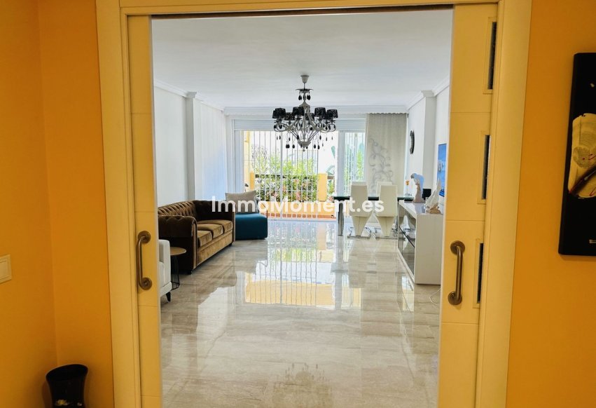 Reventa - Apartamento - Marbella - Elviria