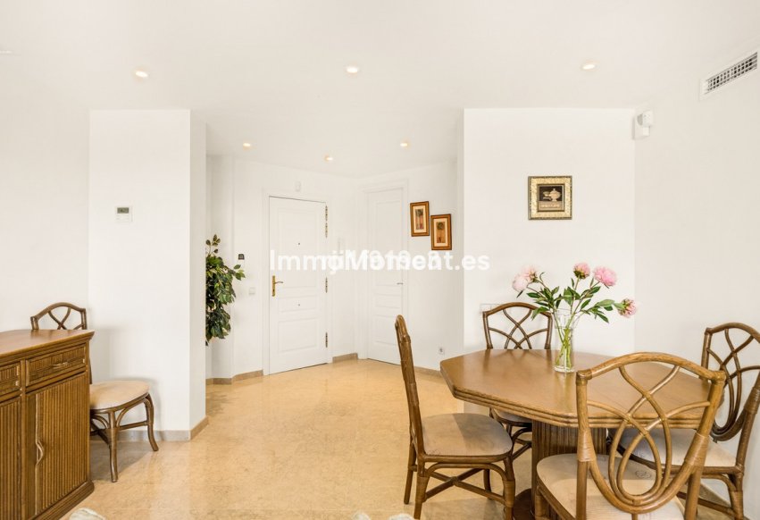 Reventa - Apartamento - Marbella - Elviria