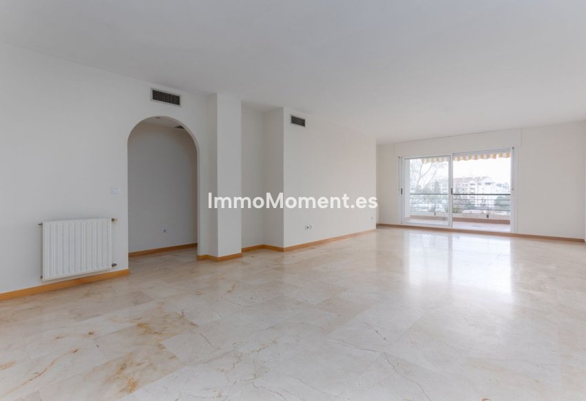 Reventa - Apartamento - Marbella - Guadalmina Alta