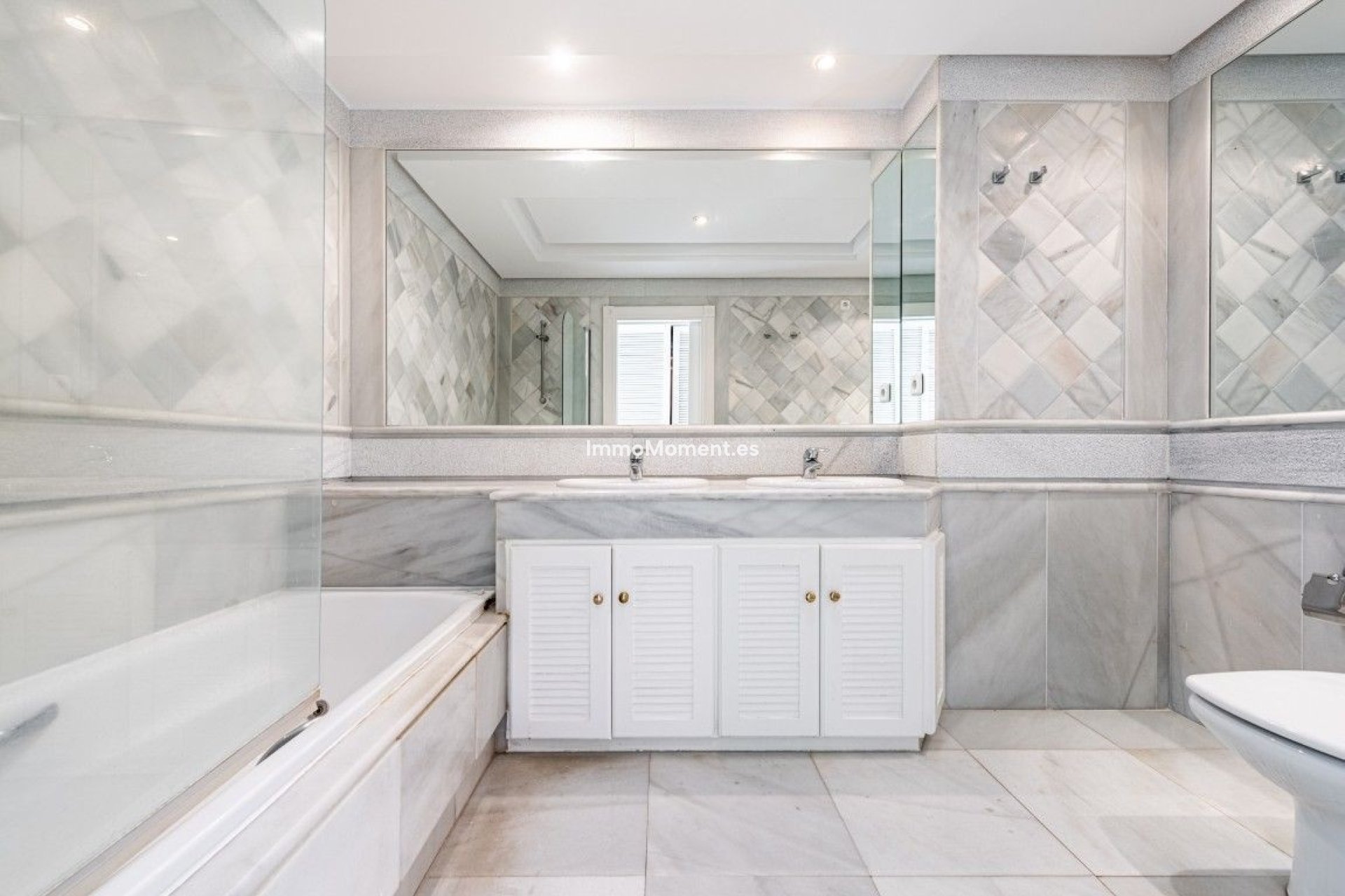 Reventa - Apartamento - Marbella - Nagüeles