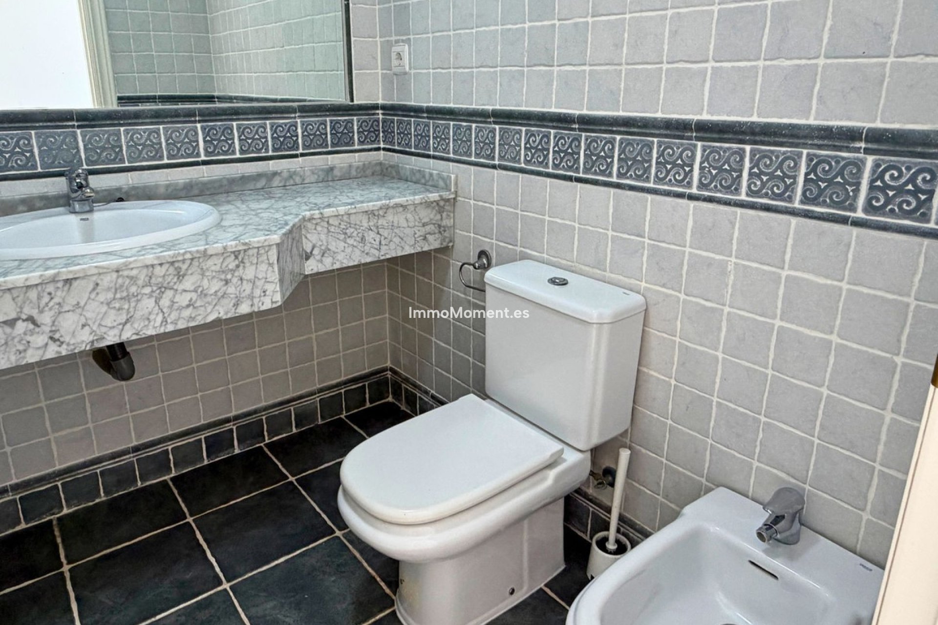 Reventa - Apartamento - Marbella - Nueva Andalucía