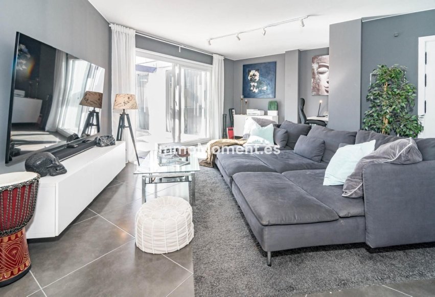 Reventa - Apartamento - Marbella - Nueva Andalucía