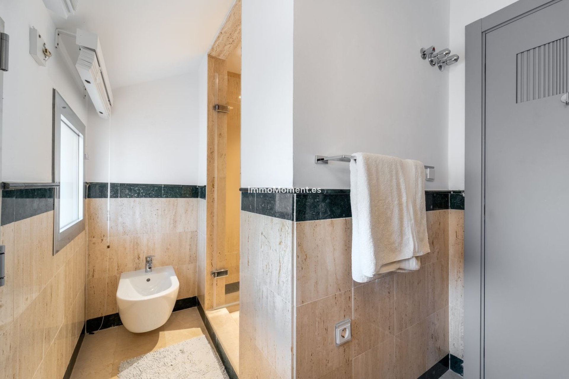 Reventa - Apartamento - Marbella - Nueva Andalucía