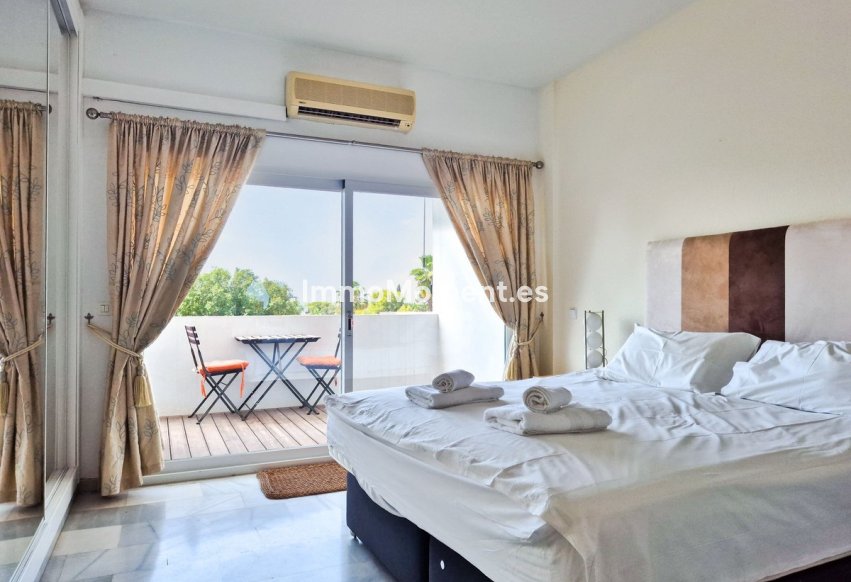 Reventa - Apartamento - Marbella - Nueva Andalucía