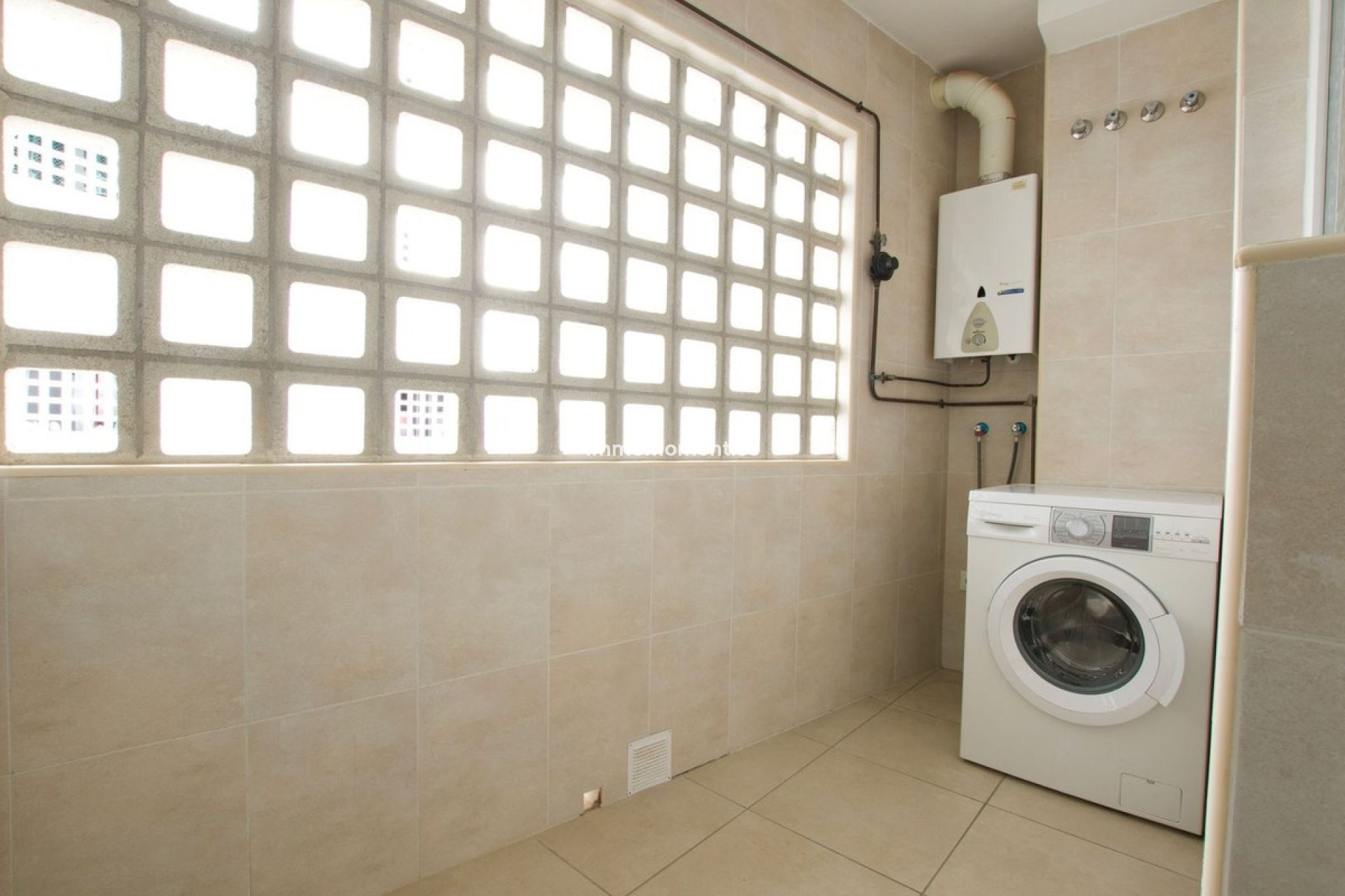 Reventa - Apartamento - Marbella - Nueva Andalucía