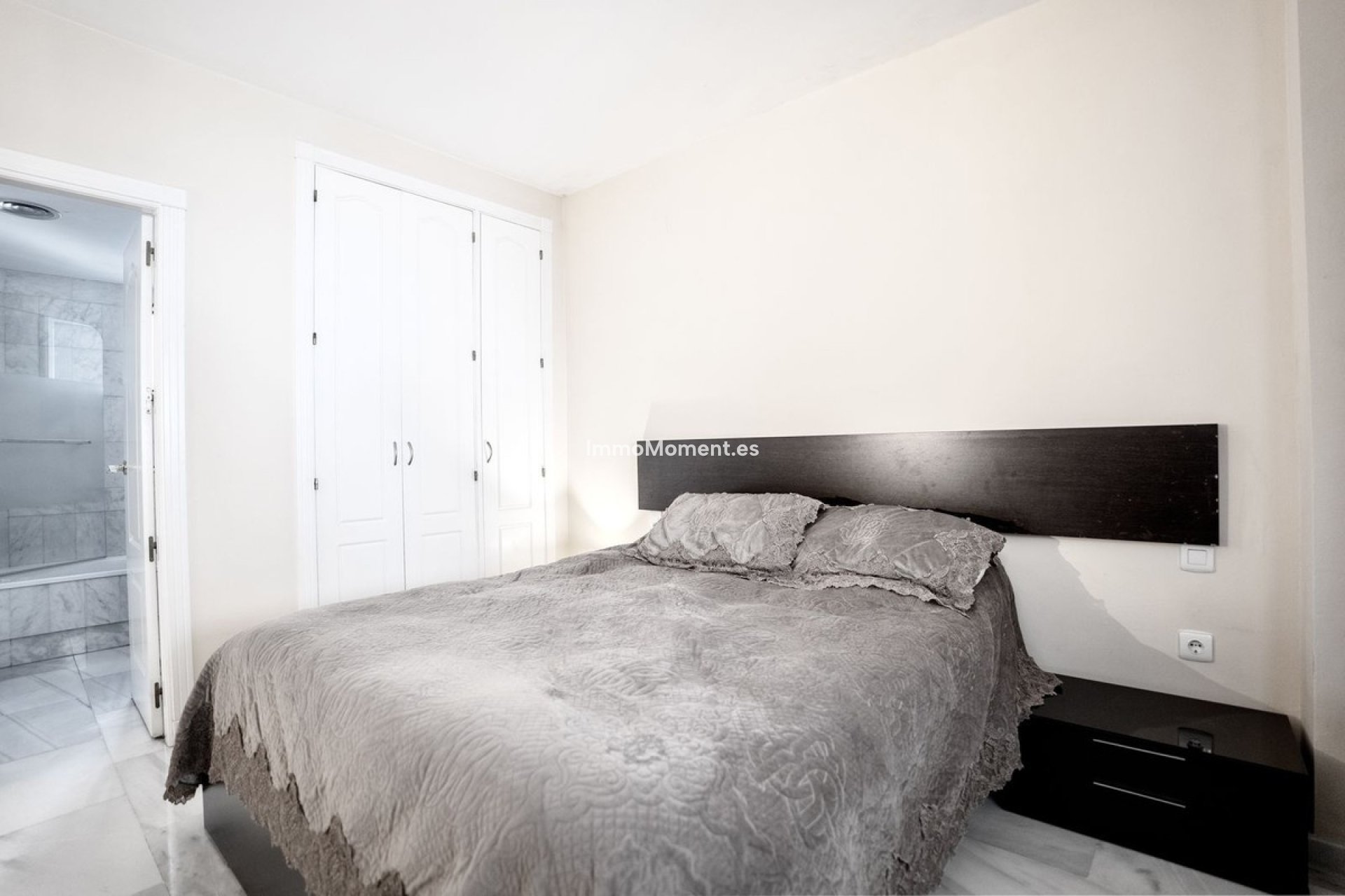 Reventa - Apartamento - Marbella - Nueva Andalucía