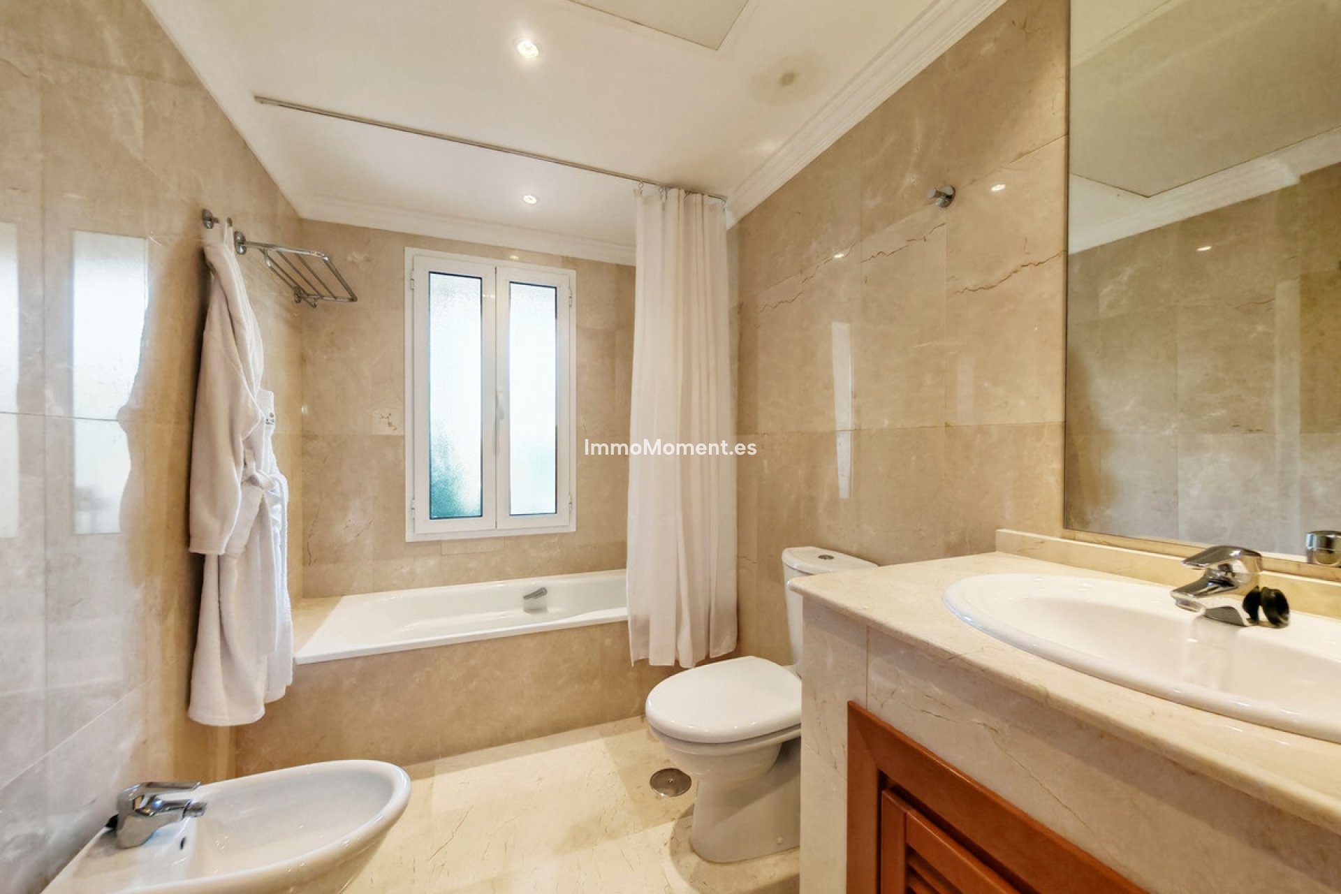 Reventa - Apartamento - Marbella - Nueva Andalucía