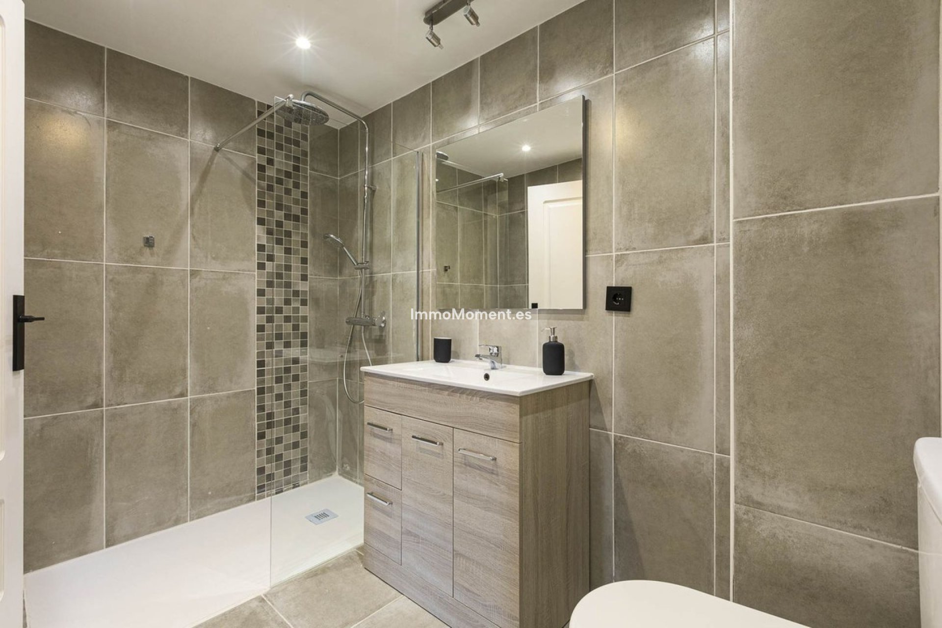 Reventa - Apartamento - Marbella - Nueva Andalucía