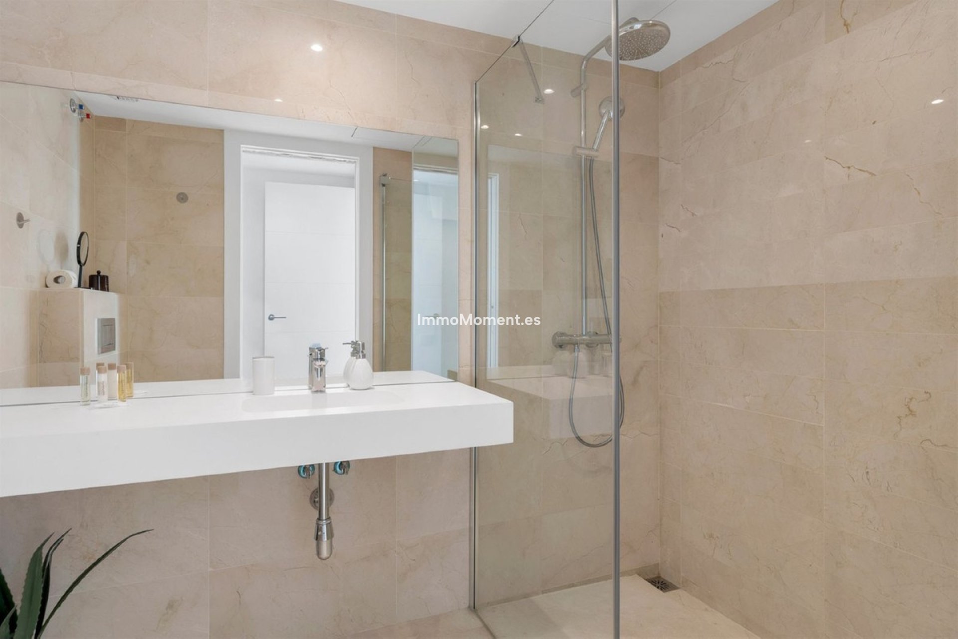 Reventa - Apartamento - Marbella - Nueva Andalucía