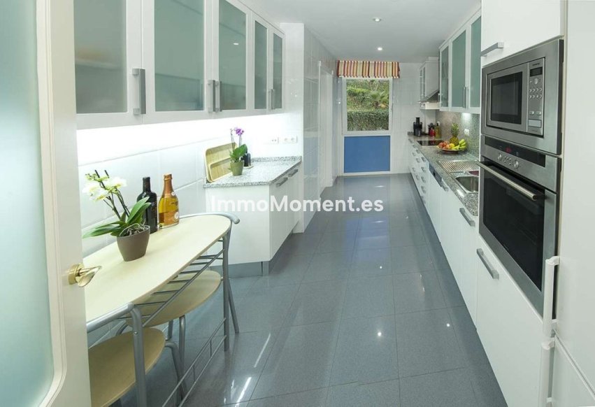 Reventa - Apartamento - Marbella - Nueva Andalucía