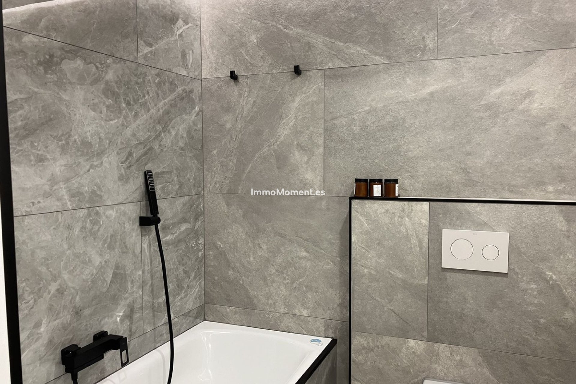 Reventa - Apartamento - Marbella - Nueva Andalucía