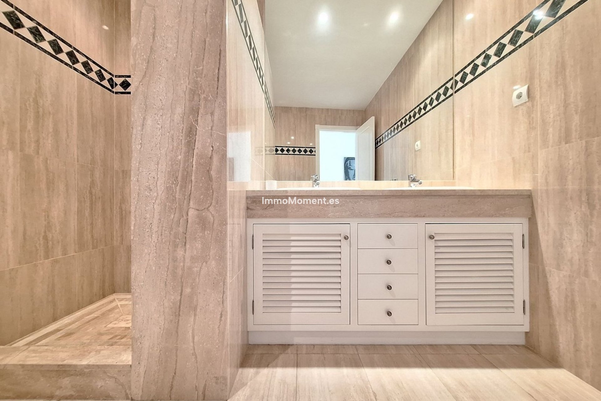 Reventa - Apartamento - Marbella - Nueva Andalucía