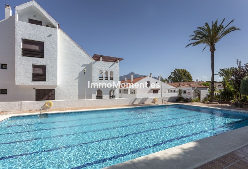 Reventa - Apartamento - Marbella - Nueva Andalucía