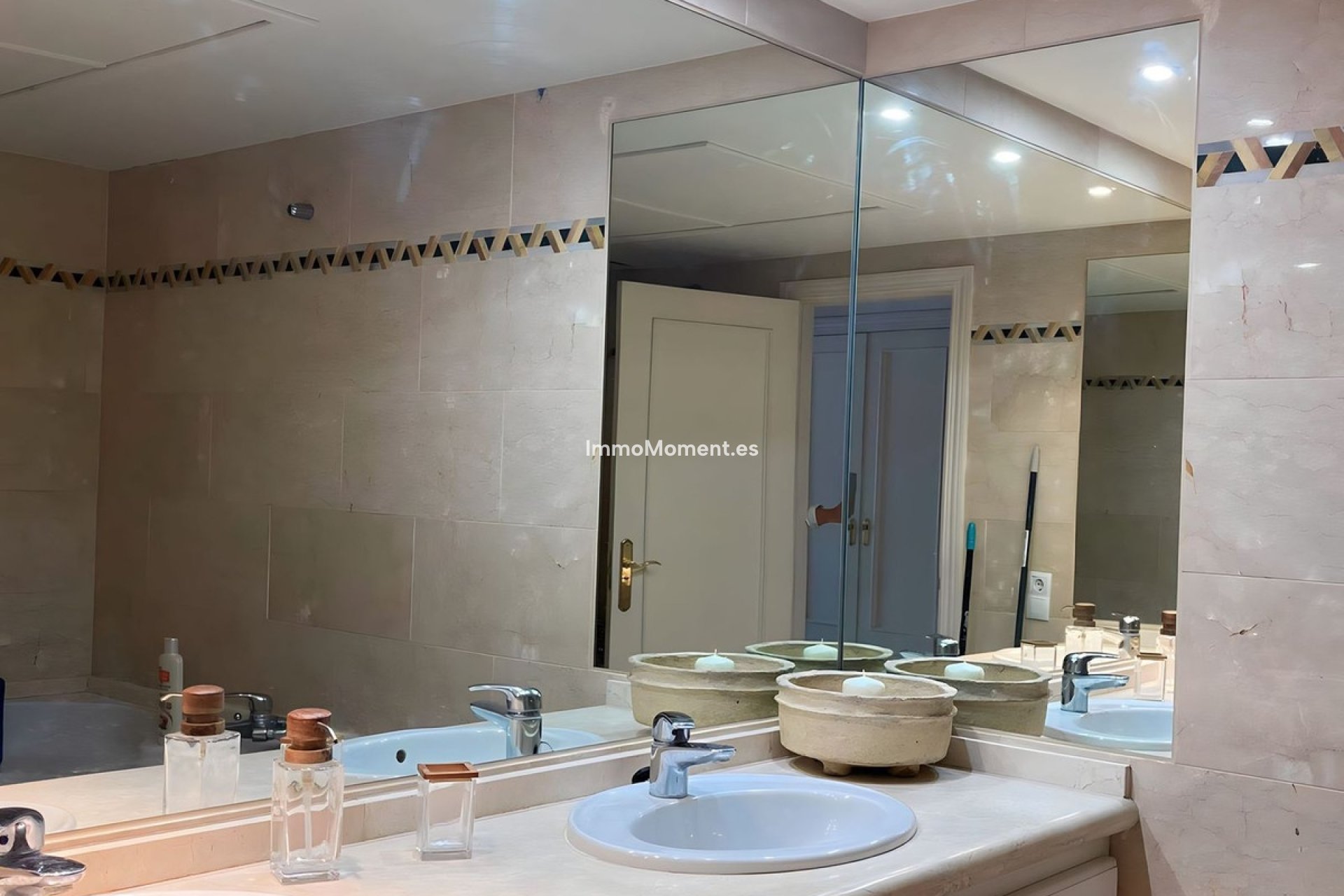 Reventa - Apartamento - Marbella - Nueva Andalucía