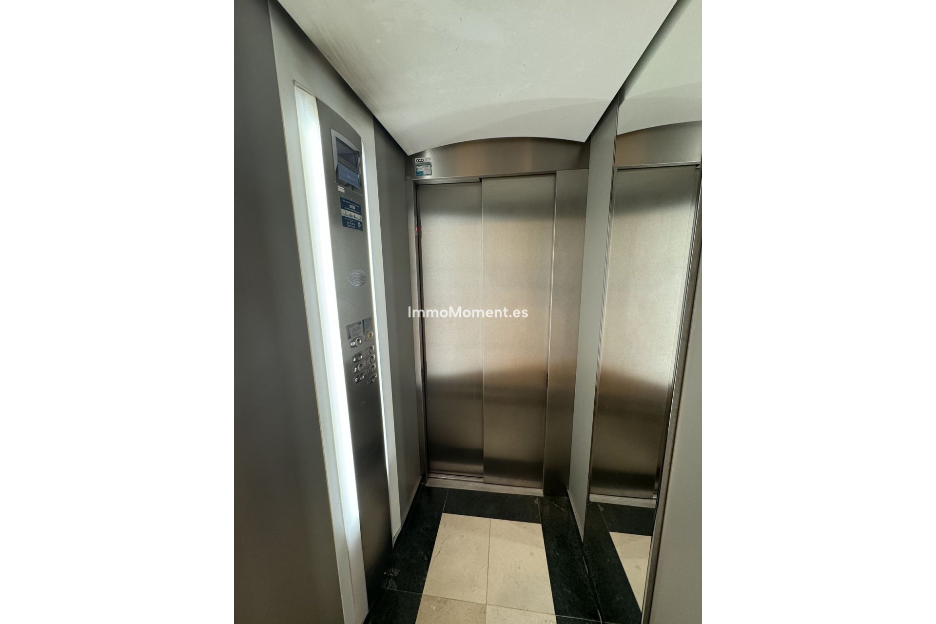 Reventa - Apartamento - Marbella - Nueva Andalucía