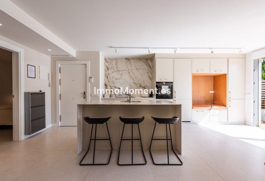 Reventa - Apartamento - Marbella - Nueva Andalucía