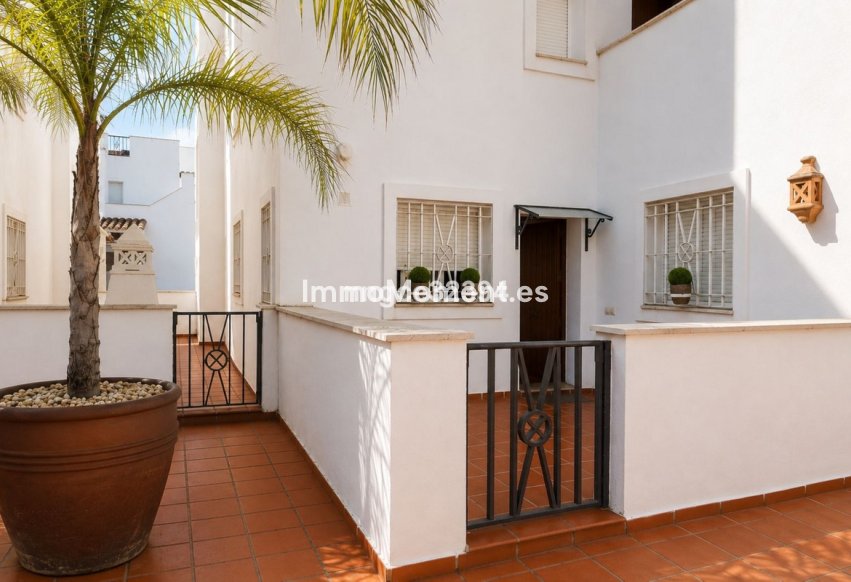 Reventa - Apartamento - Marbella - Nueva Andalucía