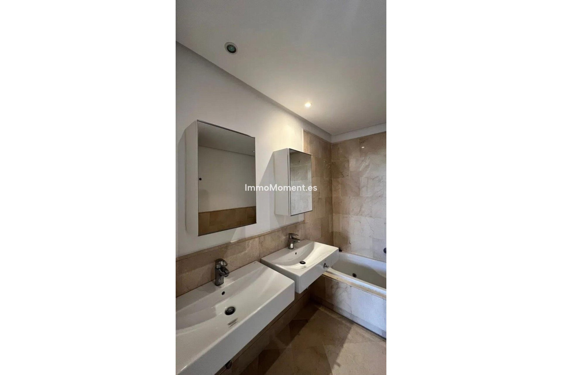Reventa - Apartamento - Marbella - Nueva Andalucía