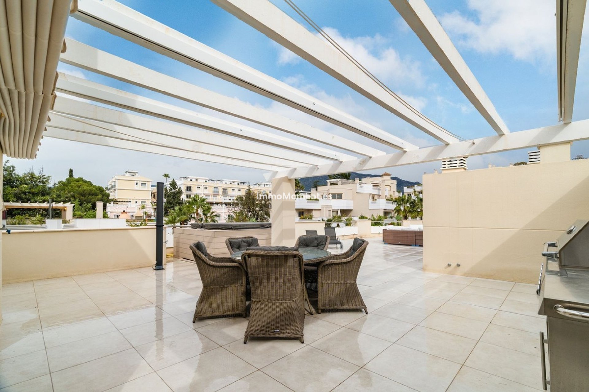 Reventa - Apartamento - Marbella - Nueva Andalucía