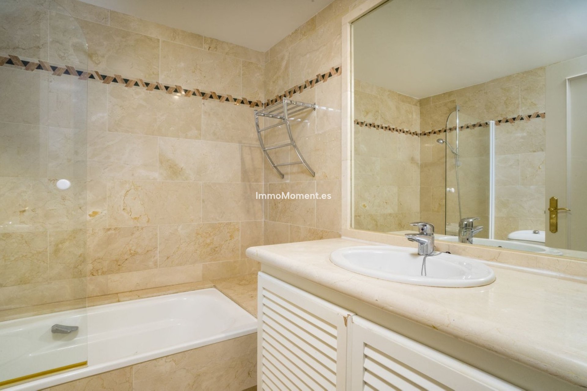 Reventa - Apartamento - Marbella - Nueva Andalucía