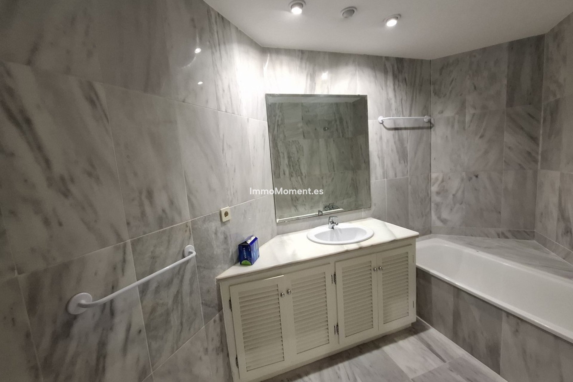 Reventa - Apartamento - Marbella - Río Real