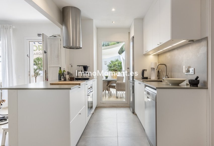 Reventa - Apartamento - Marbella - Río Real