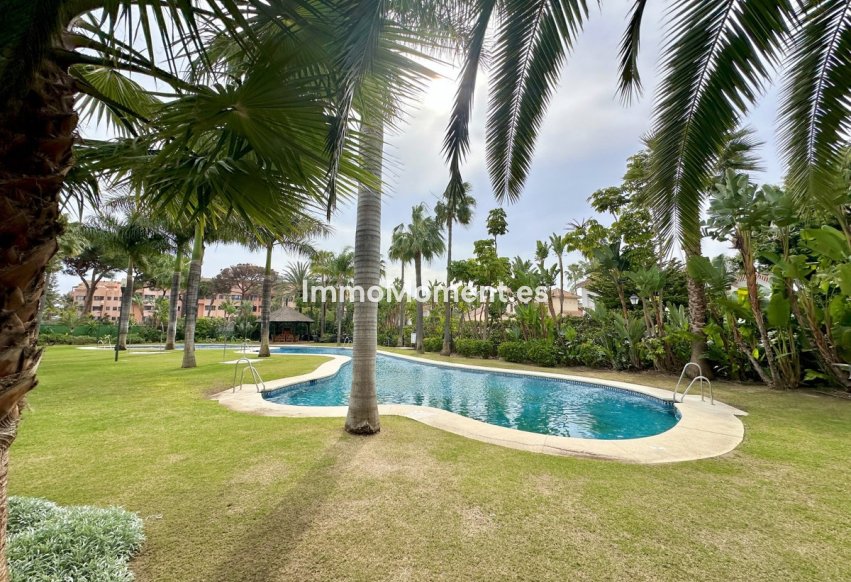 Reventa - Apartamento - Puerto Banús