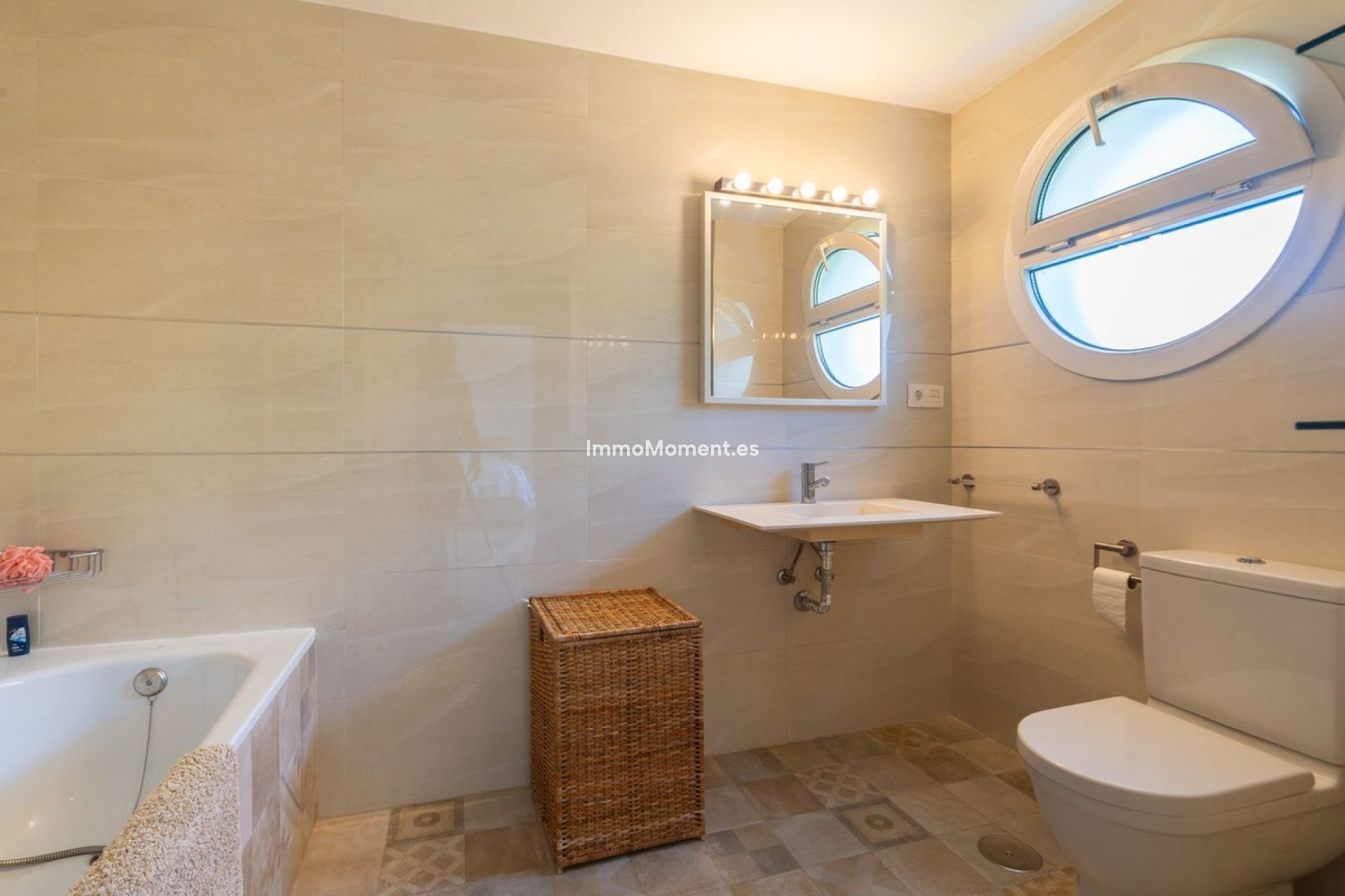 Reventa - Apartamento - Torremolinos - La Carihuela
