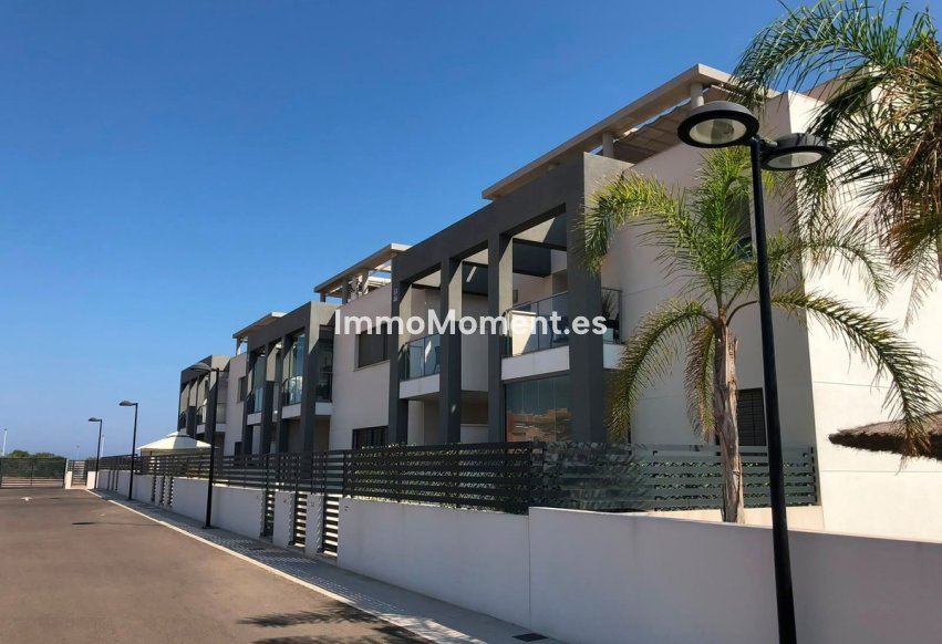 Reventa - Apartamento - Torrevieja - Aguas Nuevas