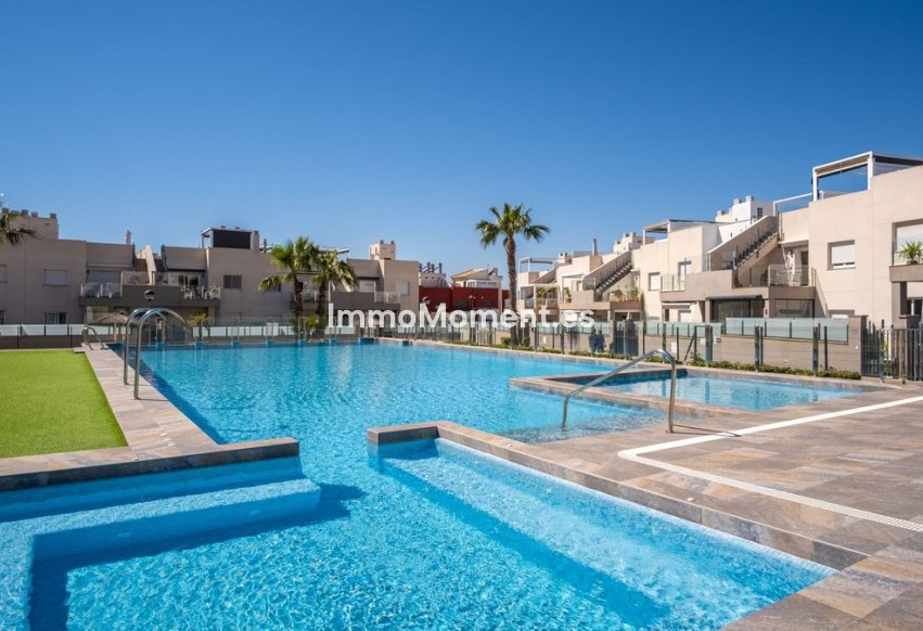 Reventa - Apartamento - Torrevieja - Aguas Nuevas